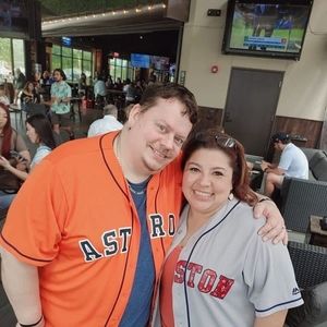 Meet your Posher, Edith